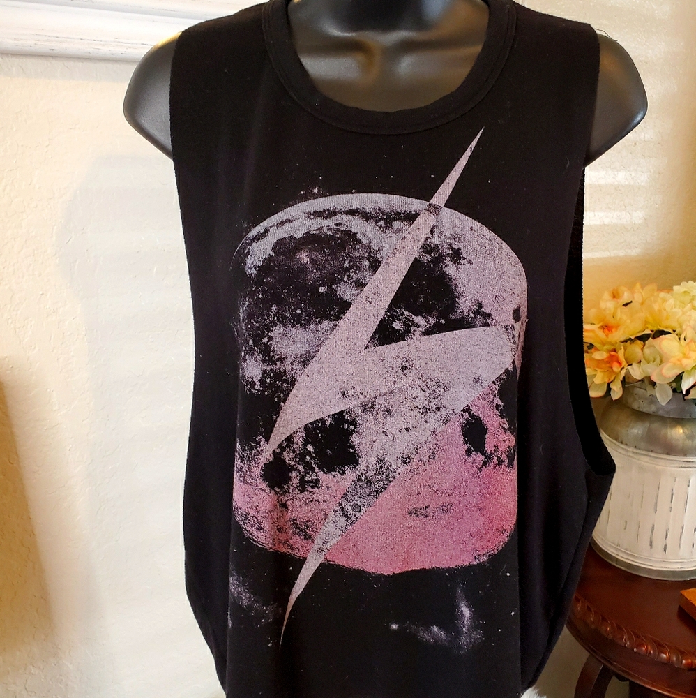 Foreign Exchange Moon Muscle Tank